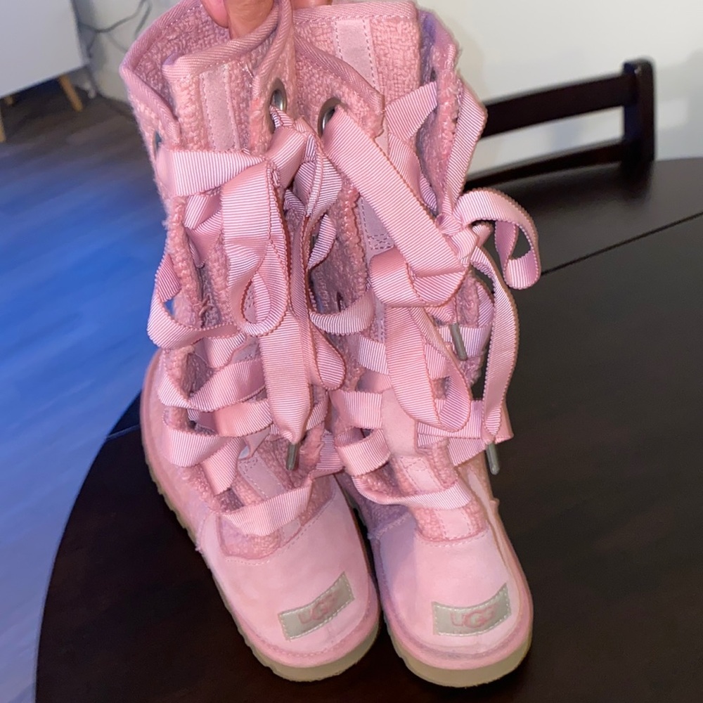 UGGS- limited edition pink lace up
